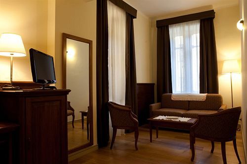 Hotel & Centro - Stazione Porta Susa Turyn