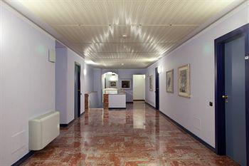 & Centro - Stazione Porta Susa 3* Turyn